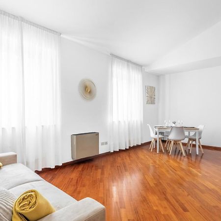 Central Luxurious Apartment Duomo A/C-Wi-Fi Free Milan Extérieur photo